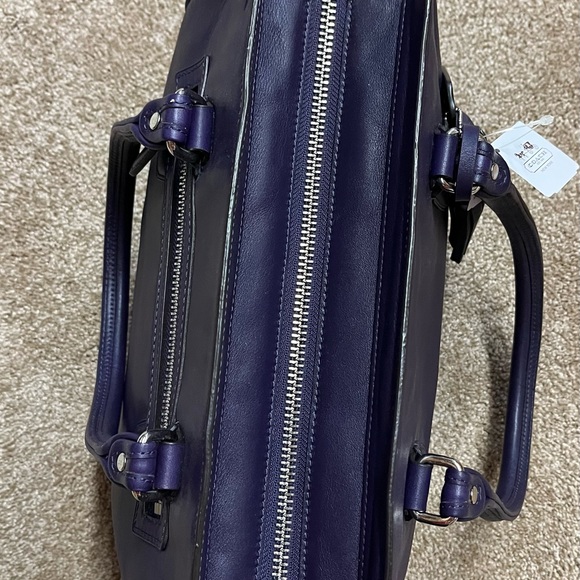 Coach- Candace Carryall #24201 SV/Purple-NWT (Store display). - Picture 7 of 13
